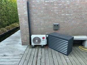 Win een LG ARTCOOL Mirror airco | Kerstactie 2026 Installab